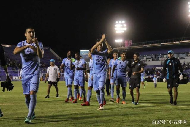 西甲-费尔明梅开二度 巴塞罗那2-0阿尔梅利亚