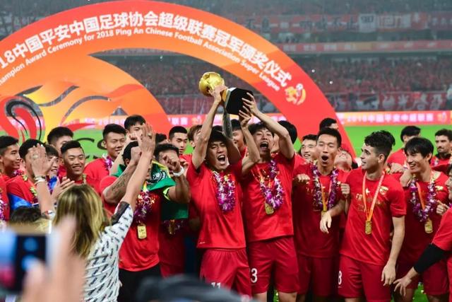 魔翼相助海港跨过彩云之南 直面紫禁之巅重逢故人